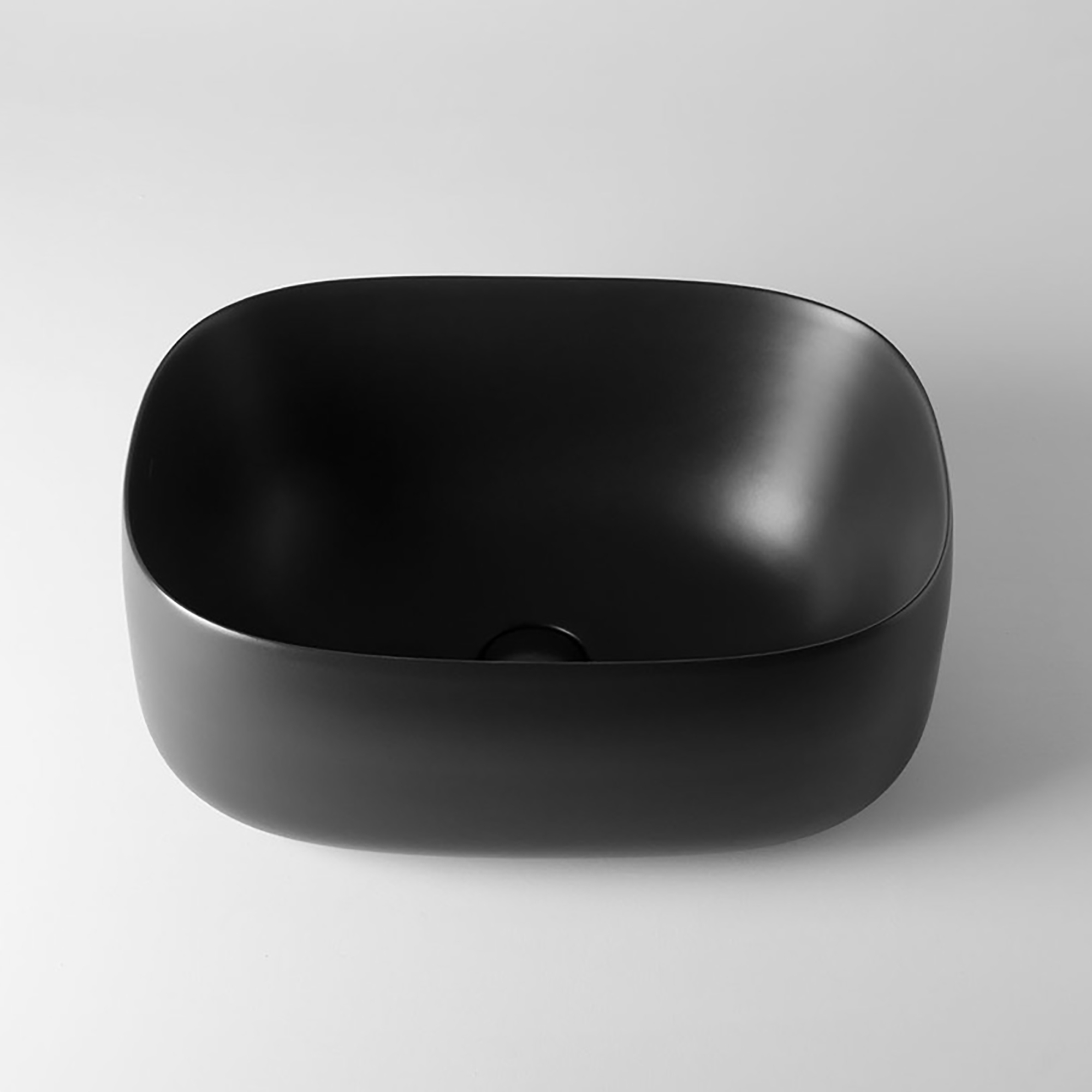 Seed 55.40 Vessel Bathroom Sink in Matte Black